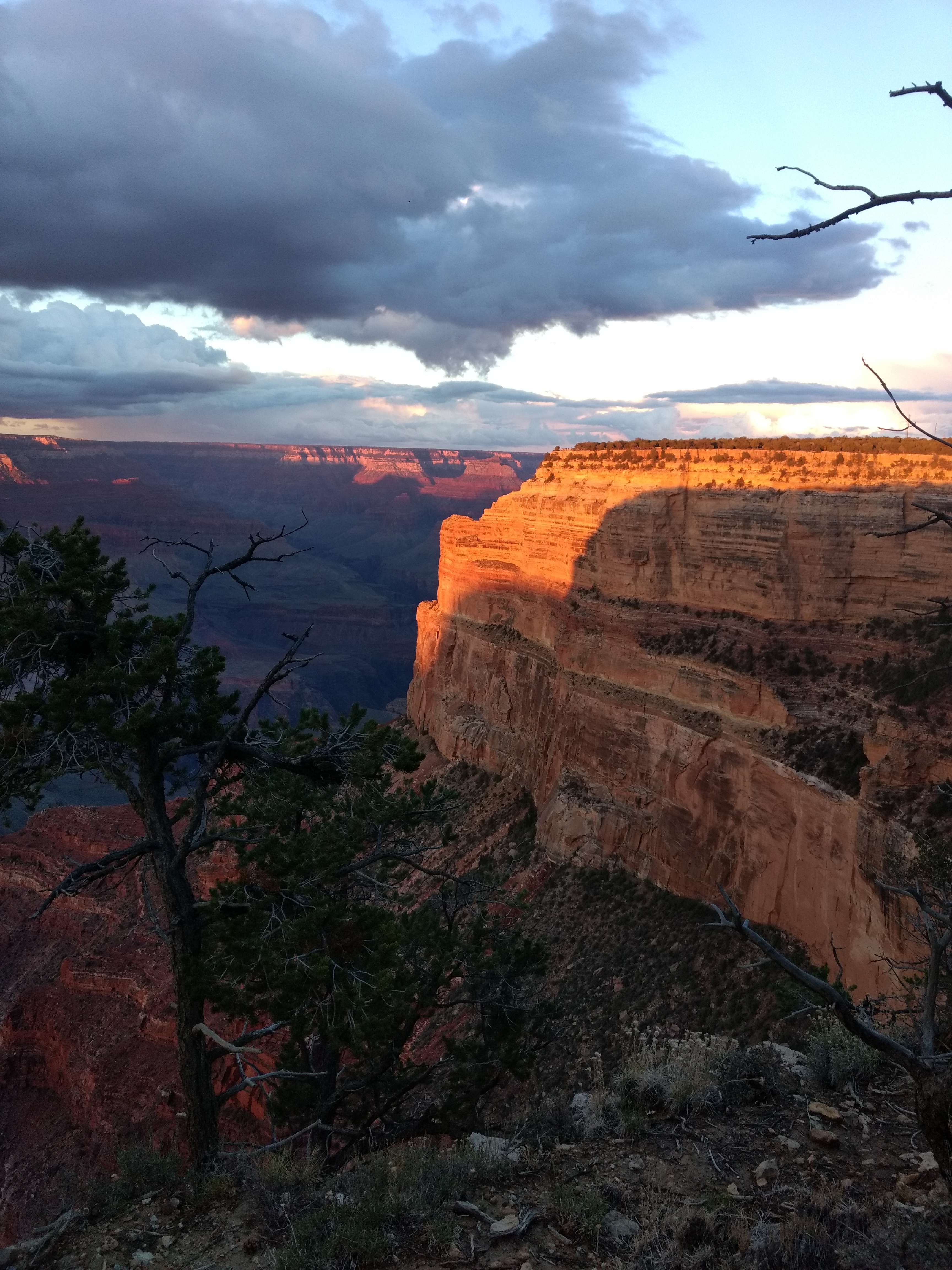 Sunset at Grand Canyon – Yikes!